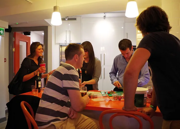 Galway City Hostel Хостел Голуэй