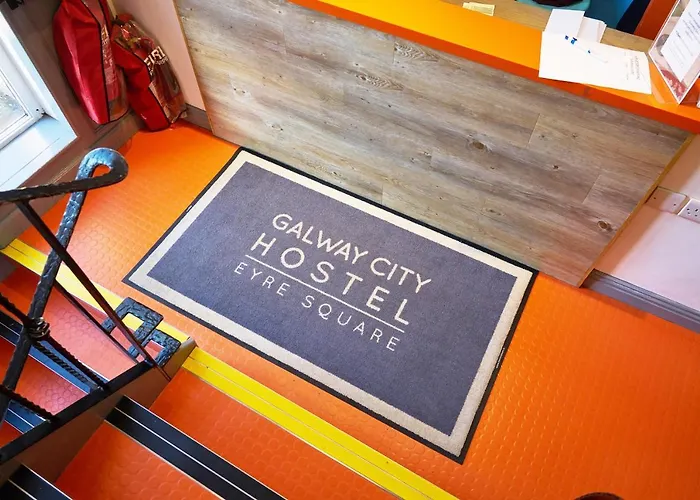Galway City Hostel *