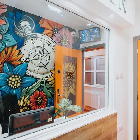 Hostel - Solo Traveller Galway