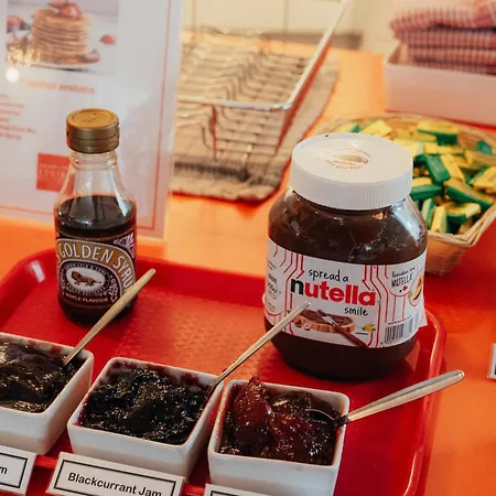 Vandrerhjem Galway City Hostel *