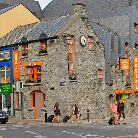Vandrerhjem Galway City Hostel *