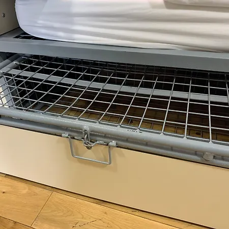 - Solo Traveller Hostel Galway