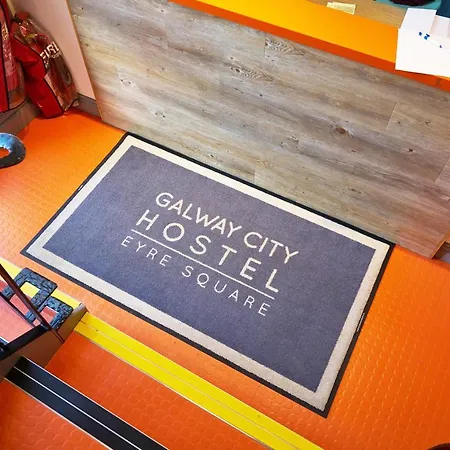 Galway City Hostel *