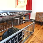 Galway City Hostel بيت شباب *