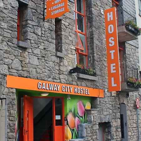 Galway City Hostel *