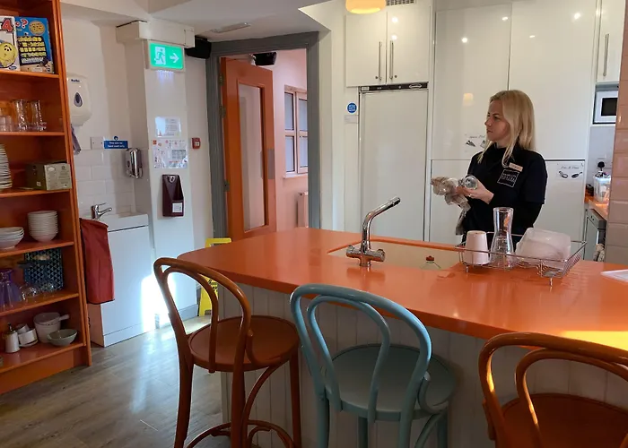 Galway City Hostel *